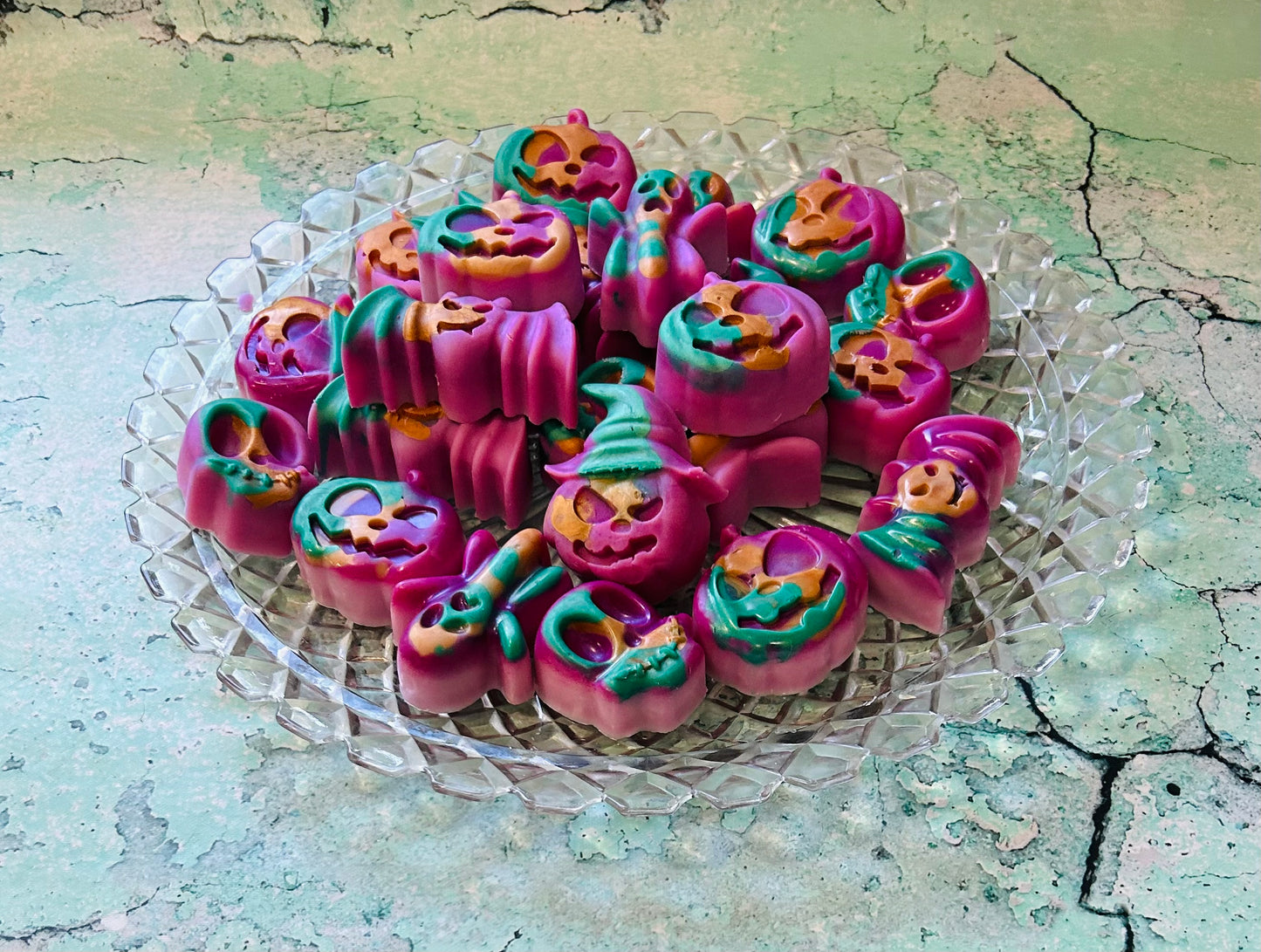 GOLDEN TRIANGLES: CANDY CORN/VANILLA CAKE POPS/SALTED CARAMEL