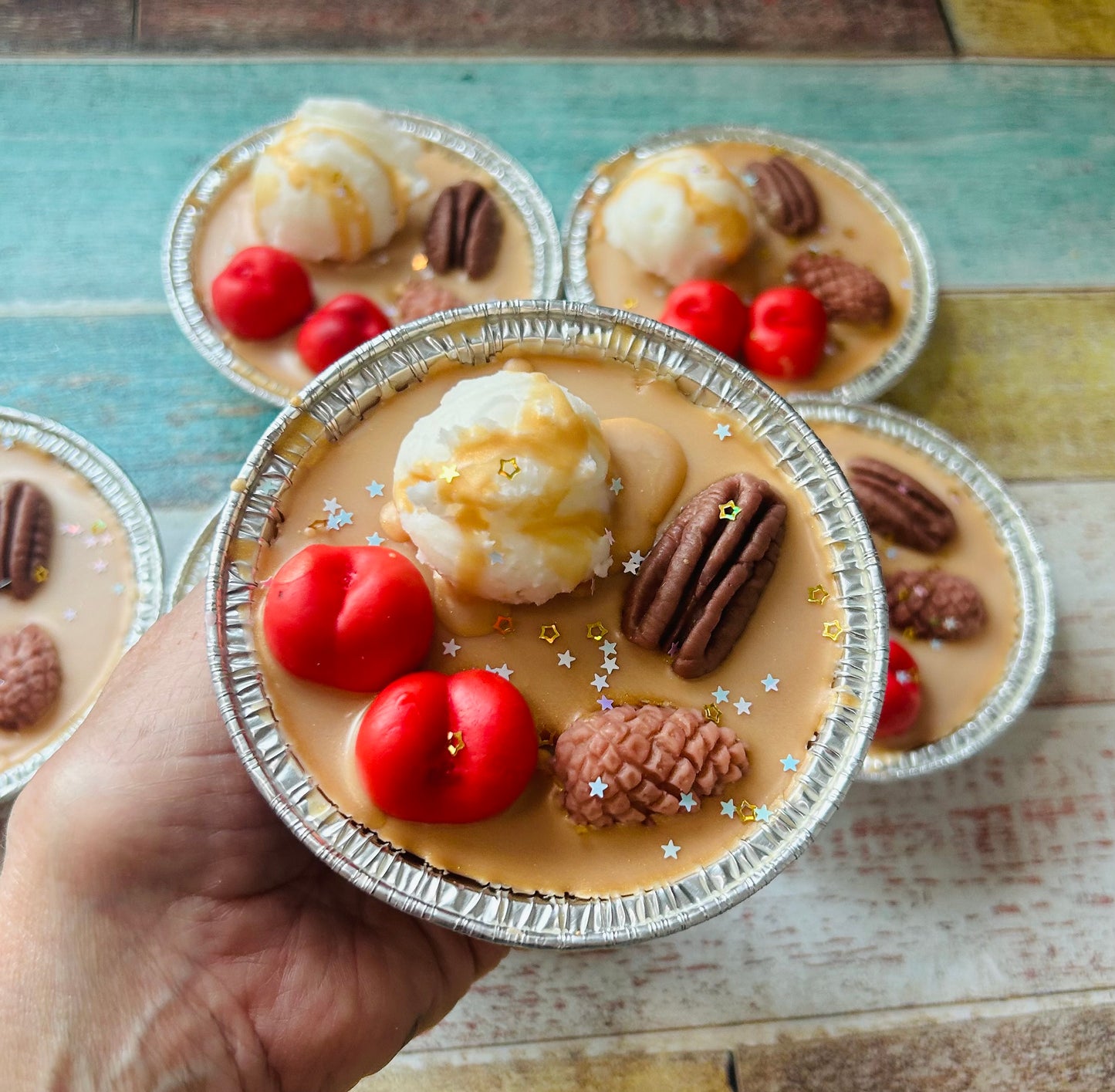 SWEET CINNAMON CHERRY PIE: MARASCHINO CHERRIES/PIE CRUST/SUGAR/CINNAMON/HINT OF INDIAN NUTMEG
