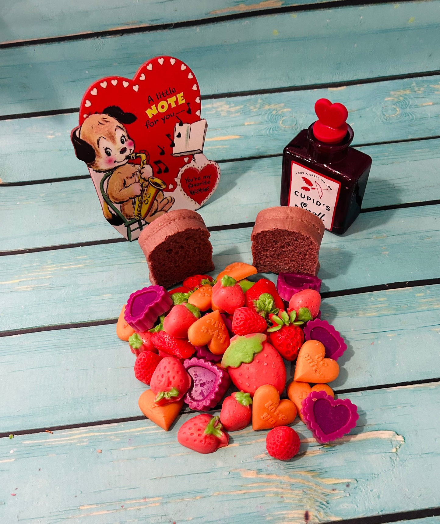 BREAKFAST IN PARIS: STRAWBERRYJAM/FRENCH BAGUETTE/PINK SUGAR