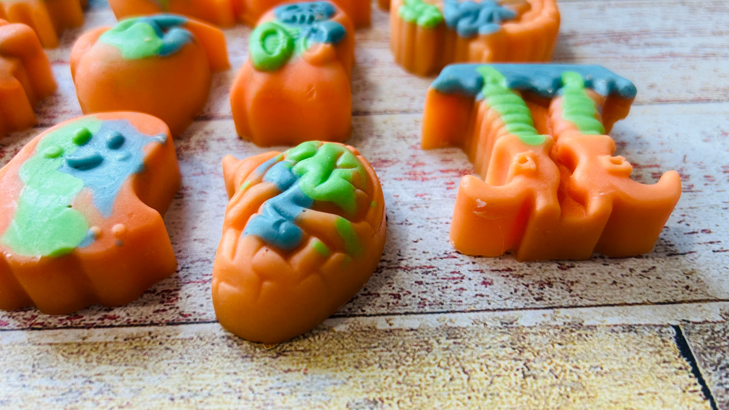 VIBRANT SKYLINE: GOLDEN SKYLINE/HOLIDAY WASSAIL/CARROT CAKE