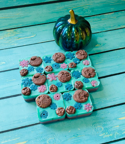 CASHMERE SNOWFLAKE COOKIES: SNOWFLAKES & CASHMERE/FROSTED SUGAR COOKIES/MARSHMALLOW FLUFF