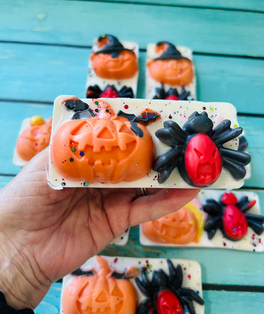 THE GREAT PUMPKIN: TOASTED PUMPKIN SPICE/SALTED CARAMEL/BLUE SUGAR/BIRTHDAY CAKE