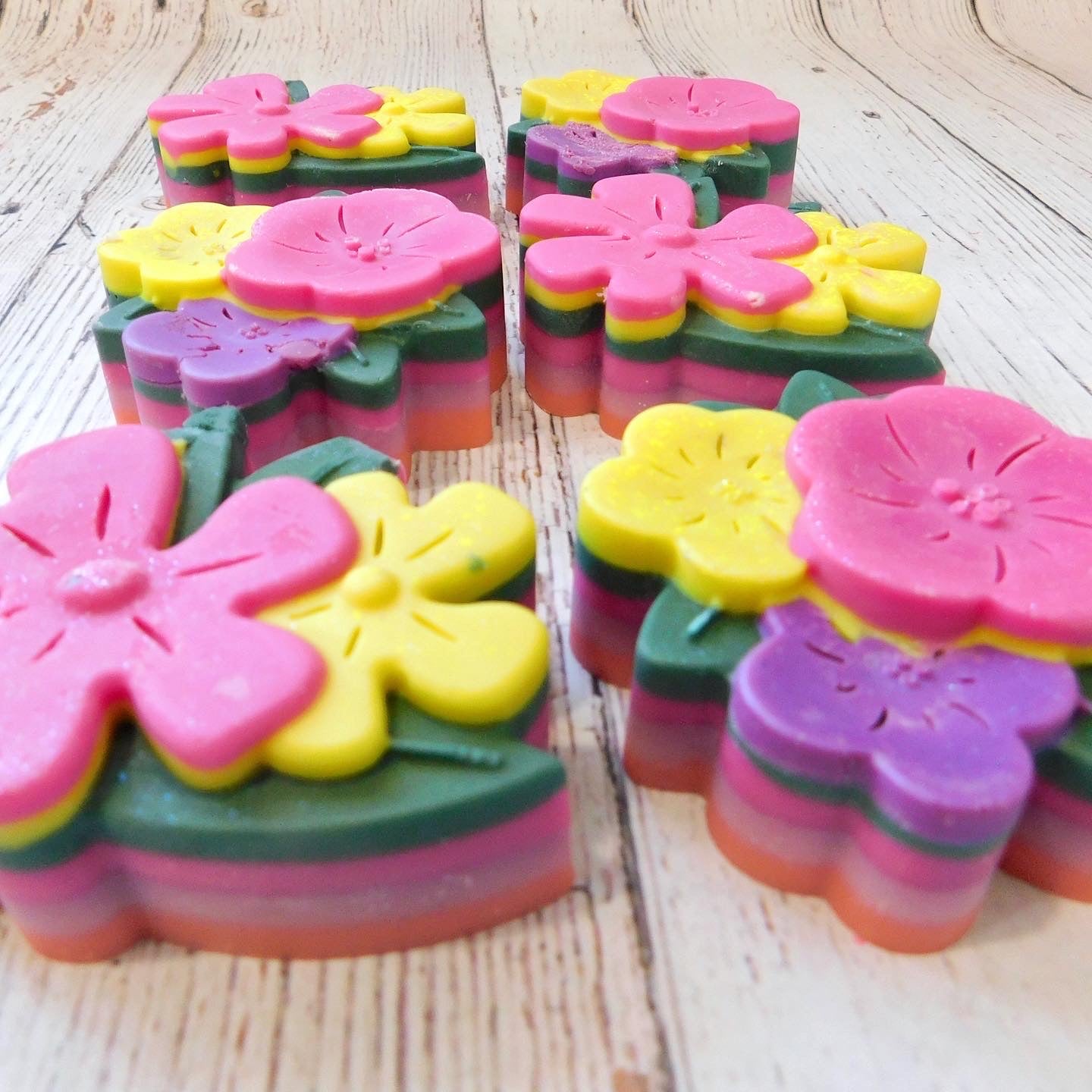 Custom four ounces parasoy wax with your choice of mould and scents